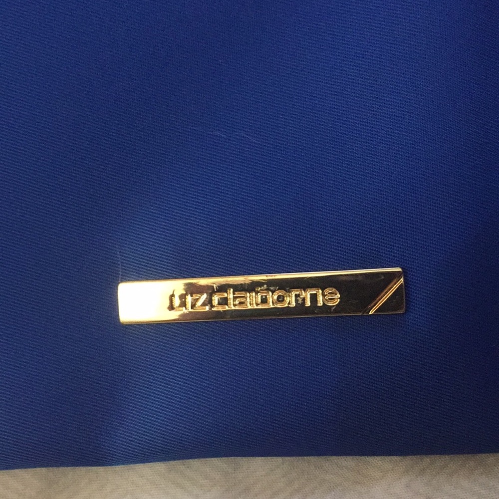 makeup pouch - Picture 2 of 4